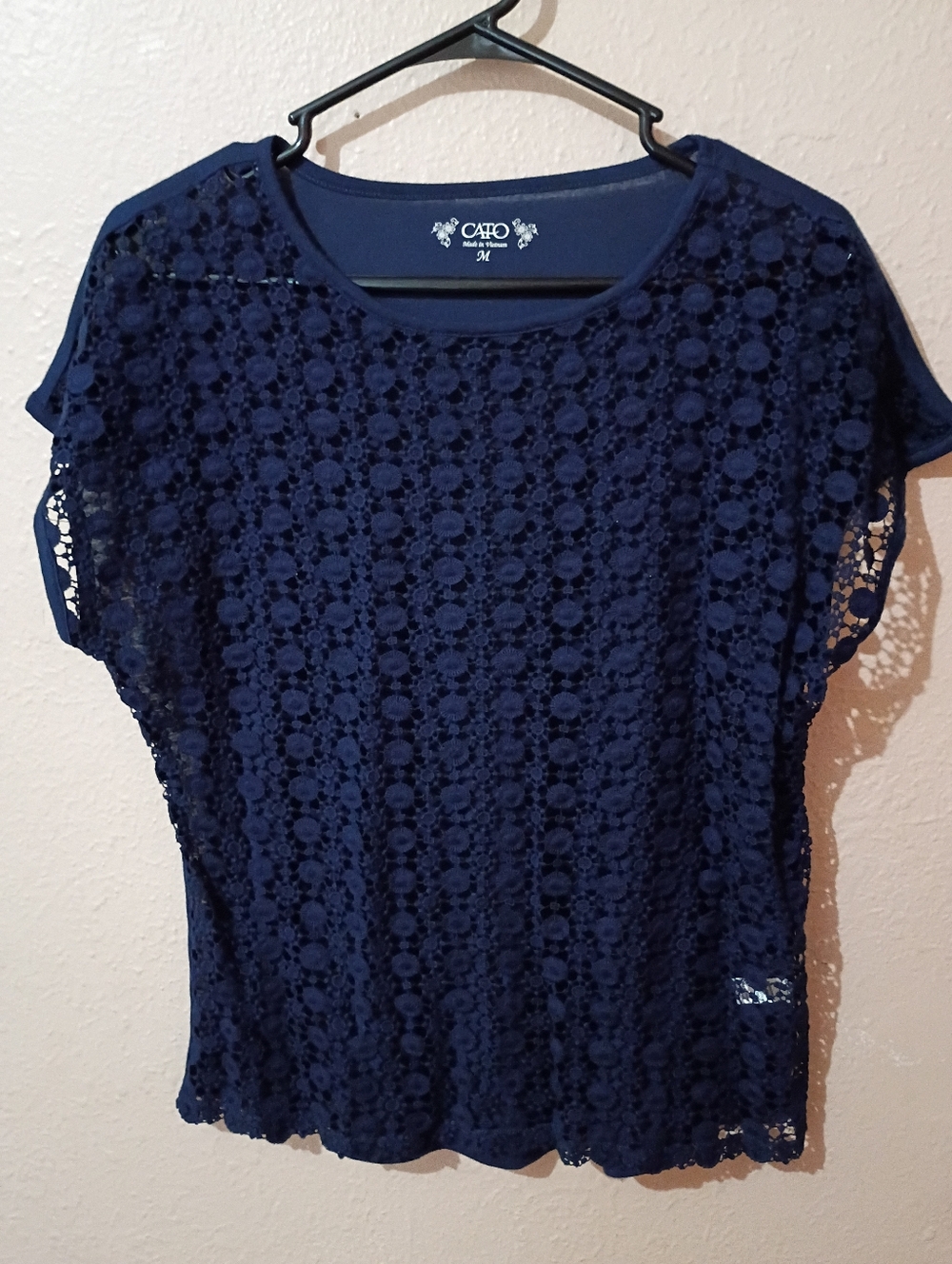 Cato Size Medium Navy Floral Lace Short Sleeve Blouse